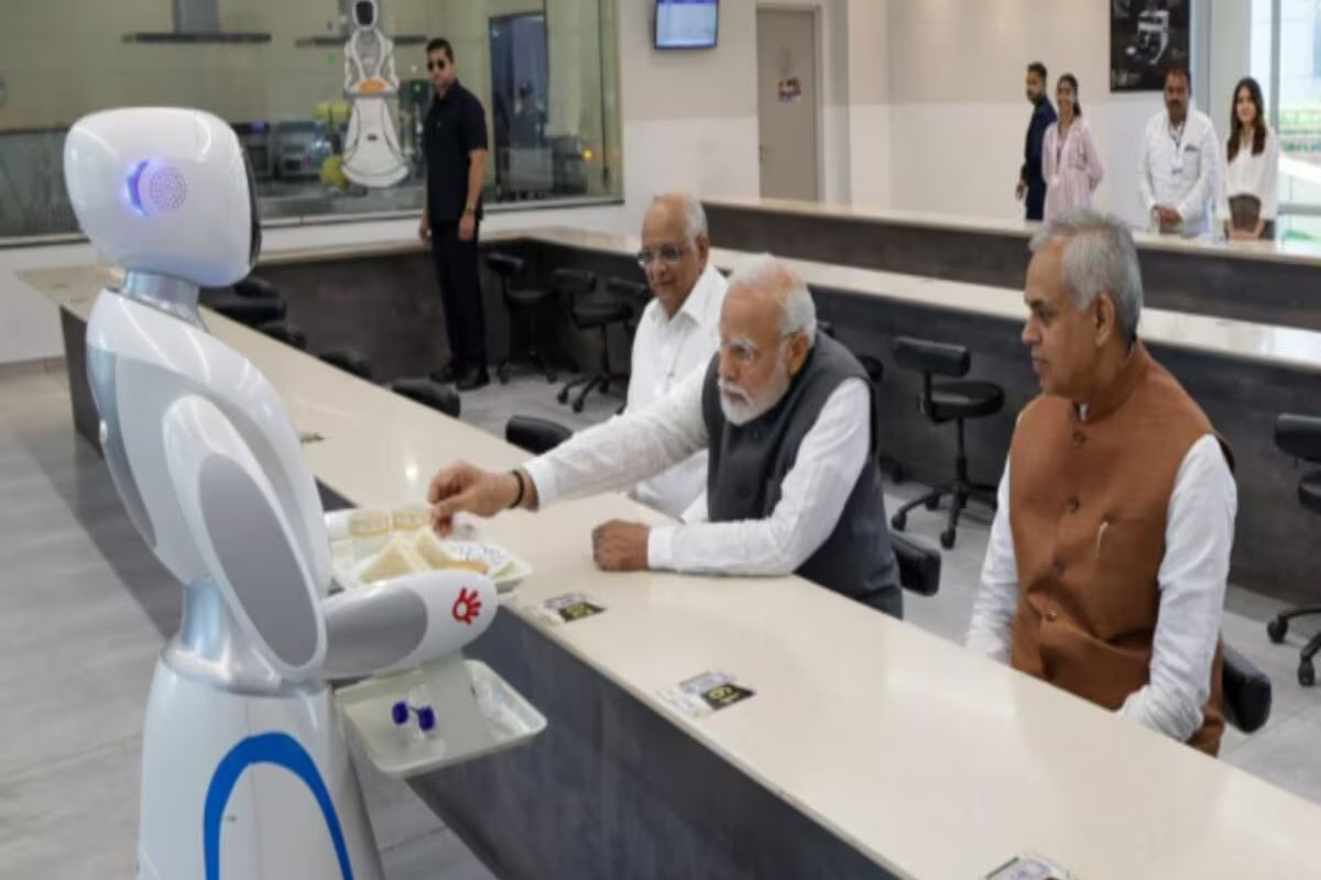 PM Modi enjoys tea served by robots in Gujarat's Science City