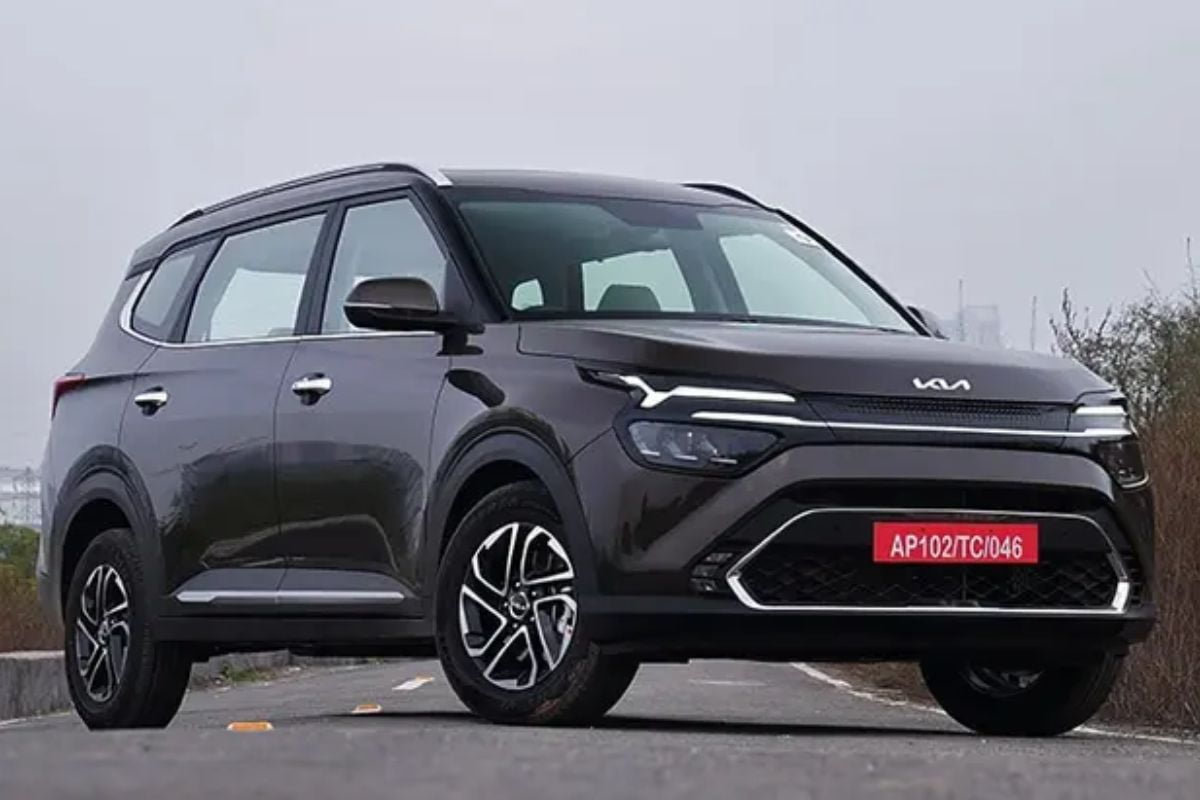 Kia Carens X-Line launched with powerful features and mileage