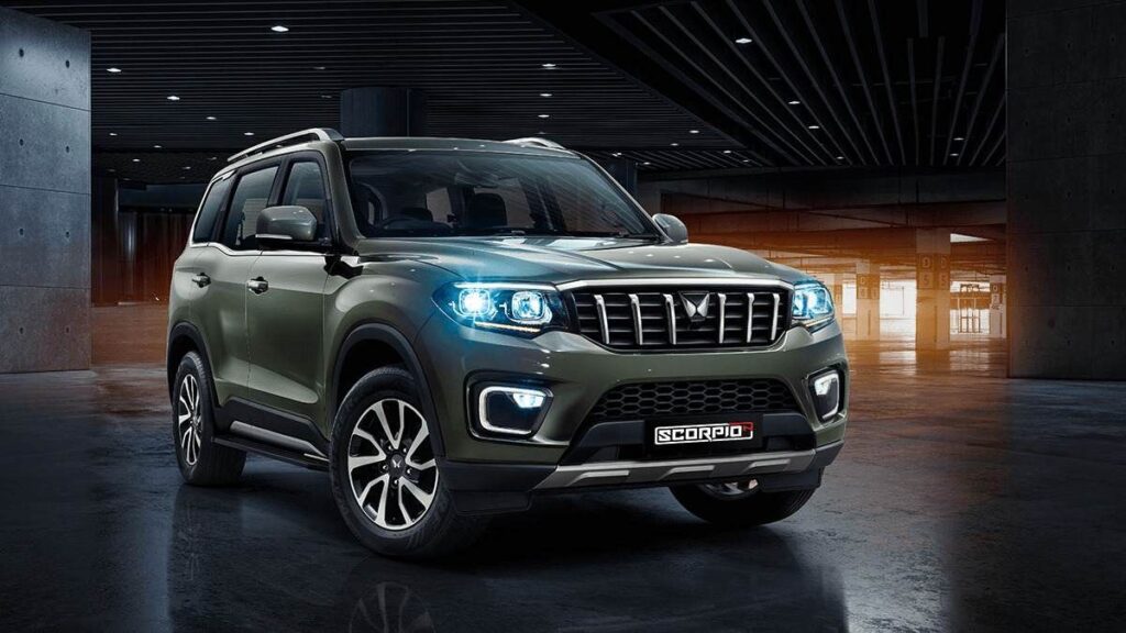 Mahindra की ये तगड़ी SUV बन गई है दबंगों की पहली पसंद, ढेरों फीचर्स से है लैस और लुक भी है खतरनाक